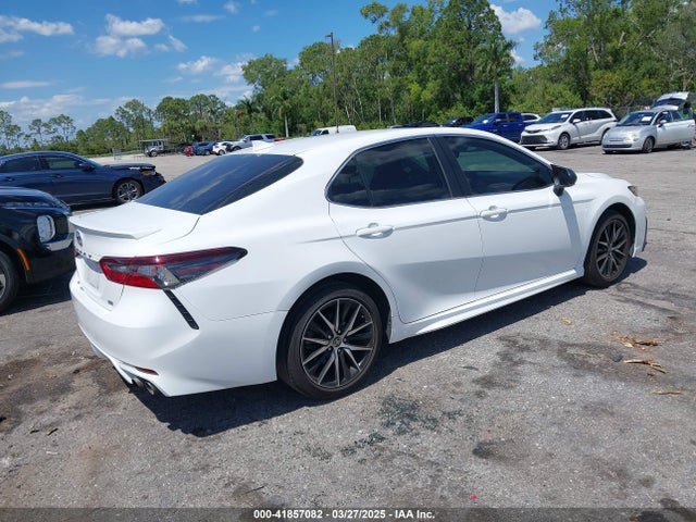 4T1T11AK5MU573115 Toyota CAMRY SE