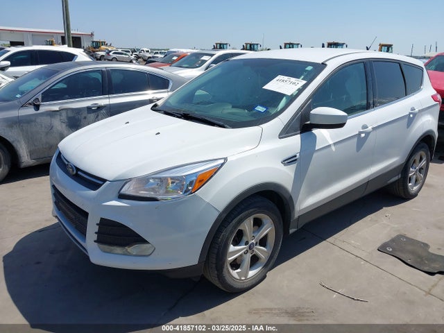 1FMCU9GXXGUC29728 Ford ESCAPE SE