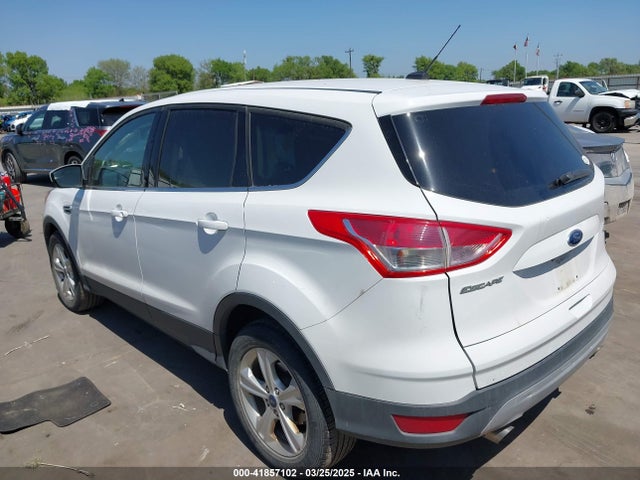 1FMCU9GXXGUC29728 Ford ESCAPE SE