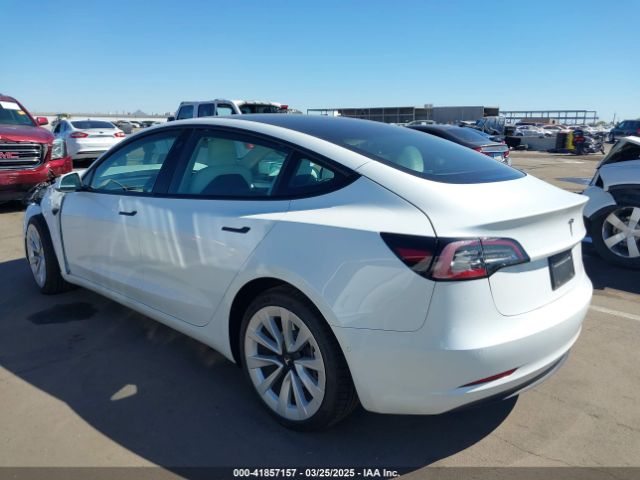 2022 TESLA MODEL 3 5YJ3E1EA3NF357638 Photo 2
