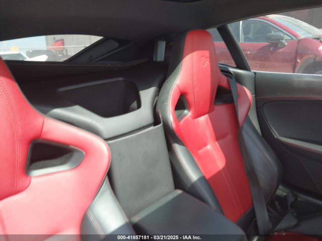 SAJWJ6DL9HMK39177 Jaguar F-TYPE R
