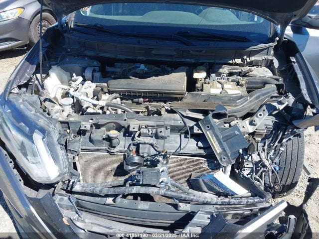 JN8AT2MT4HW404430 Nissan ROGUE SV