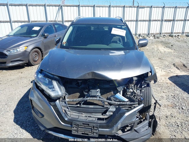 JN8AT2MT4HW404430 Nissan ROGUE SV