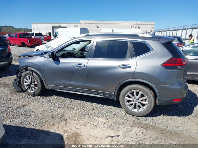 JN8AT2MT4HW404430 Nissan ROGUE SV