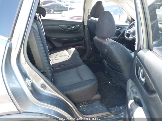 JN8AT2MT4HW404430 Nissan ROGUE SV