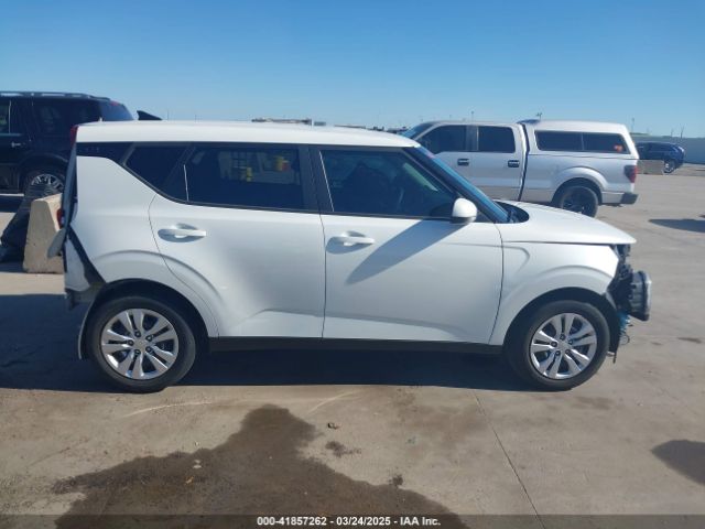 KNDJ23AU5M7144920 KIA SOUL LX