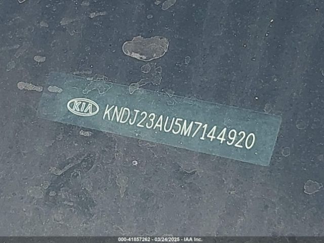 KNDJ23AU5M7144920 KIA SOUL LX