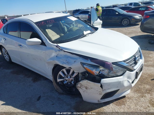 1N4AL3AP2HN309692 Nissan Altima 2.5 S