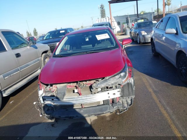 JTDEPMAE4NJ203719 Toyota COROLLA LE