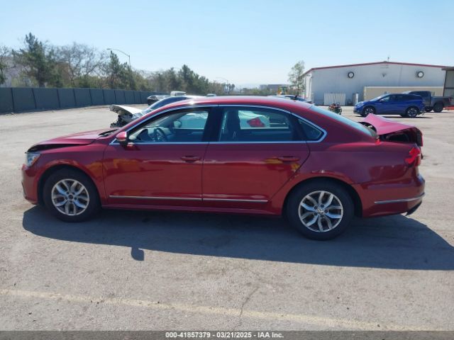 1VWAT7A3XHC027226 Volkswagen Passat 1.8t S