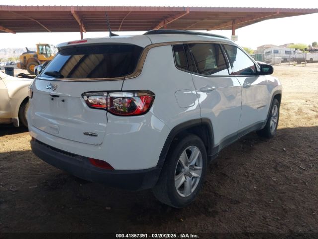 3C4NJCBB6NT220062 Jeep Compass Latitude Fwd