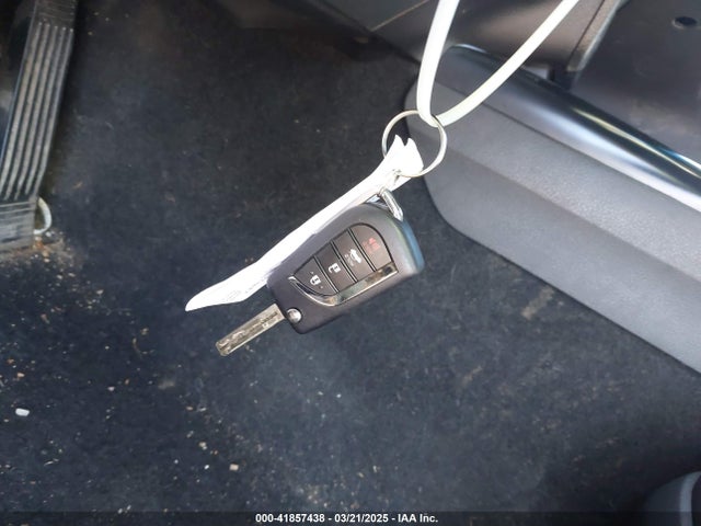 4T1G11AK6LU953953 Toyota CAMRY SE