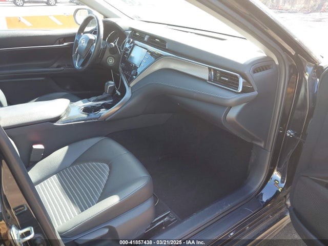 4T1G11AK6LU953953 Toyota CAMRY SE