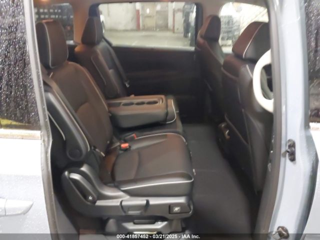 5FNRL6H9XSB015615 Honda Odyssey Elite