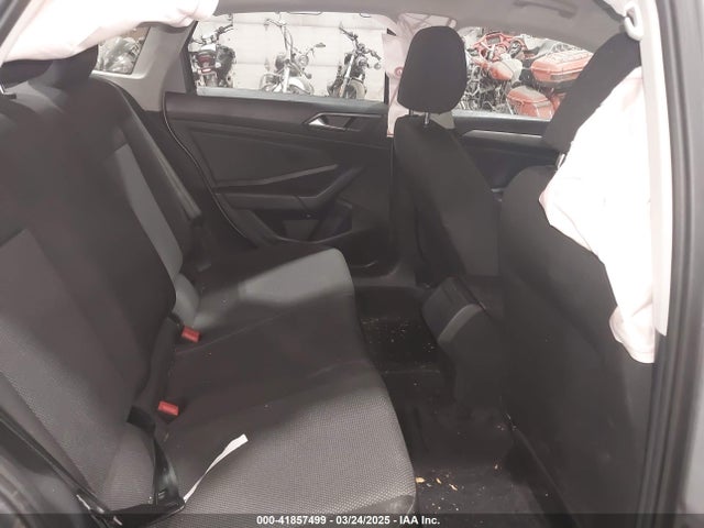 3VWC57BU8MM017300 Volkswagen Jetta 1.4t R-line/1.4t S/1.4t Se