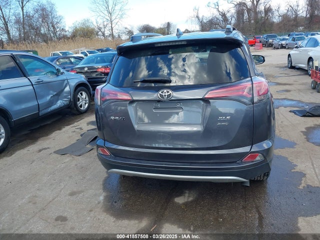 Toyota Rav4 Xle 2017 JTMRFREV2HJ143648 Image 16