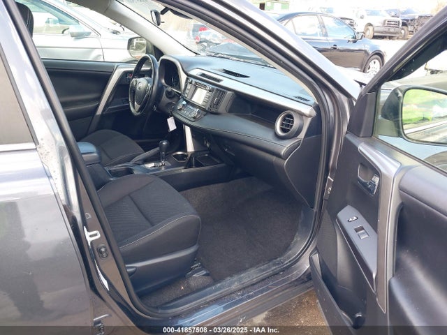 Toyota Rav4 Xle 2017 JTMRFREV2HJ143648 Image 5