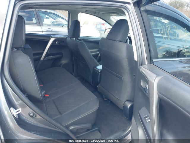 Toyota Rav4 Xle 2017 JTMRFREV2HJ143648 Image 8