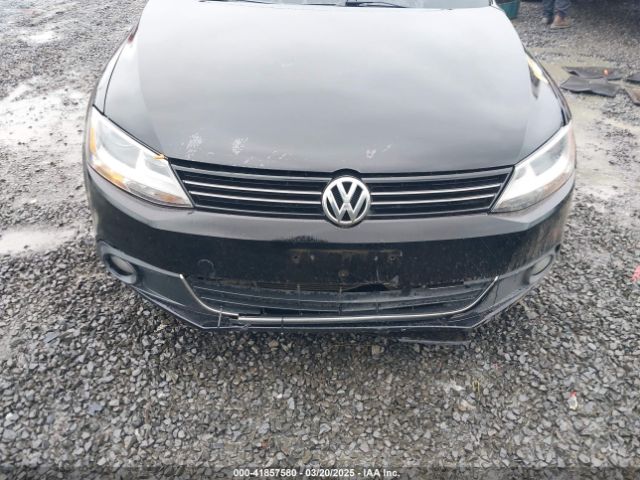 3VWLL7AJ1EM406360 Volkswagen Jetta 2.0l Tdi