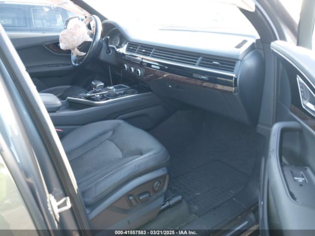 WA1LAAF78HD050275 Audi Q7 3.0t Premium