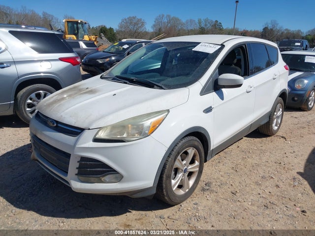 1FMCU0GX8EUD95545 Ford ESCAPE SE