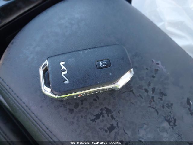 5XXG34J29NG122939 KIA K5 EX