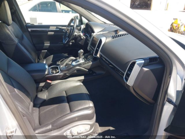 WP1AA2A24GKA36266 Porsche Cayenne