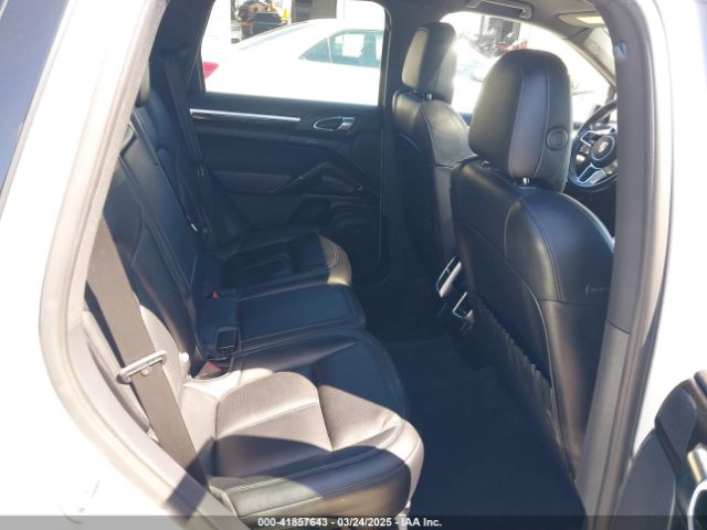 WP1AA2A24GKA36266 Porsche Cayenne