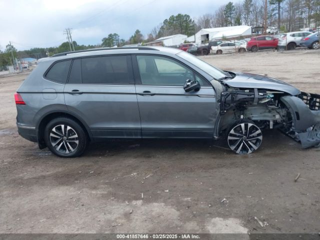 3VVRB7AX8RM111008 Volkswagen Tiguan 2.0t S