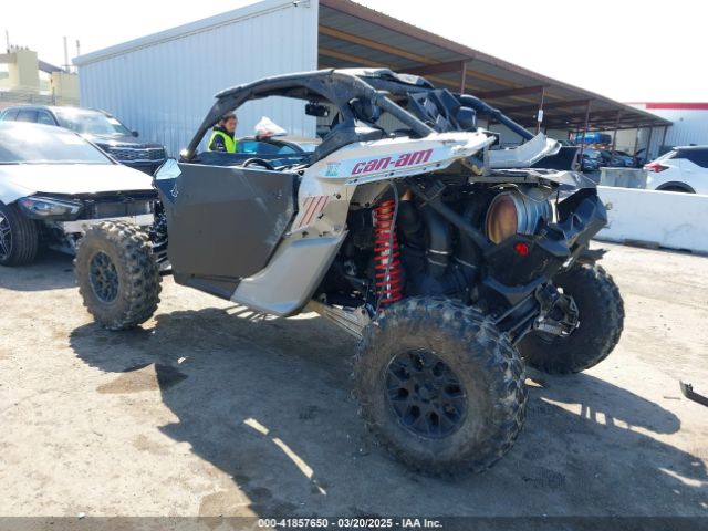 2024 CAN-AM MAVERICK X3 3JBVJAY20RE000571 Photo 2