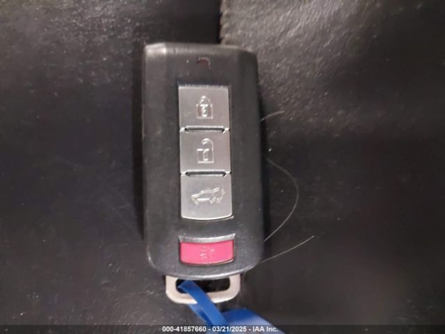 JA4AZ3A34KZ026887 Mitsubishi Outlander Sel