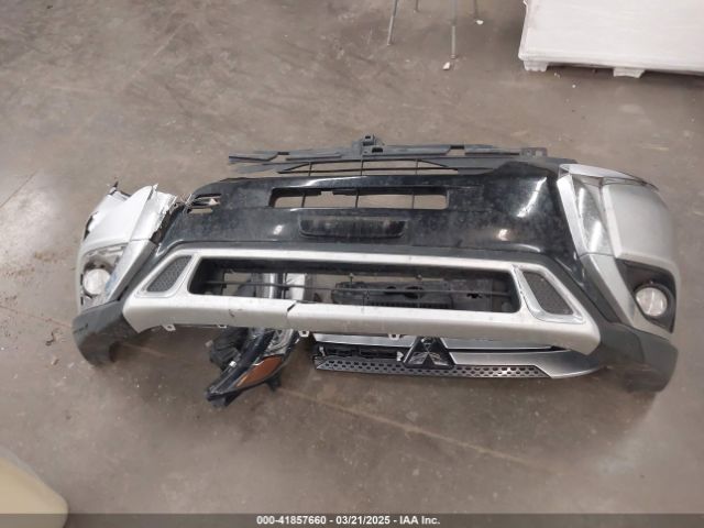 JA4AZ3A34KZ026887 Mitsubishi Outlander Sel
