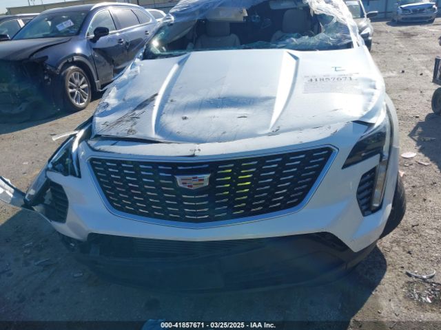 1GYAZAR48NF170949 Cadillac Xt4 Fwd Luxury