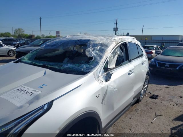 1GYAZAR48NF170949 Cadillac Xt4 Fwd Luxury