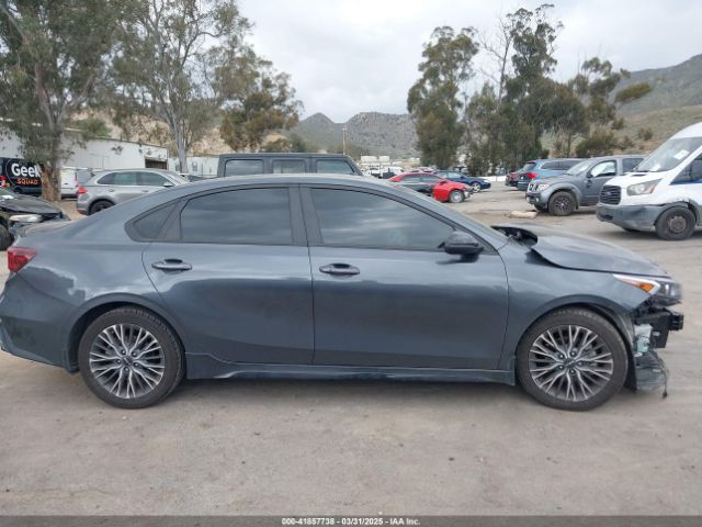 3KPF54ADXPE598362 KIA Forte Gt-line