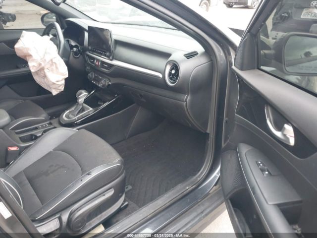 3KPF54ADXPE598362 KIA Forte Gt-line
