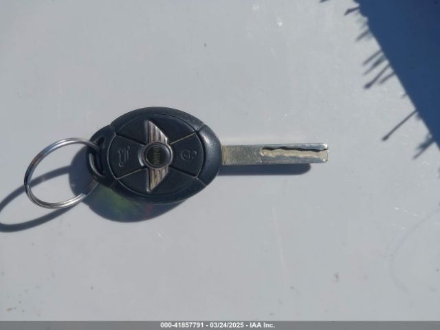 2005 MINI COOPER S WMWRH33455TF82408 Photo 10