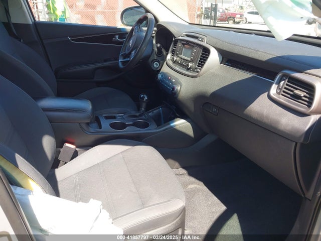 5XYPG4A33GG004137 KIA Sorento 2.4l Lx