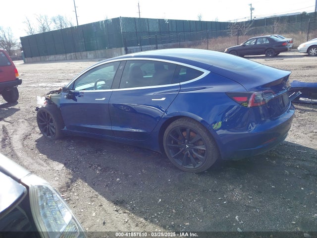 5YJ3E1EBXKF433036 Tesla 2019