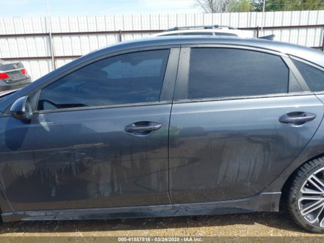 3KPF44AC4NE424181 KIA Forte Gt Manual