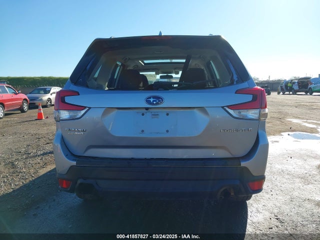 JF2SKAGC7LH459526 Subaru Forester Premium