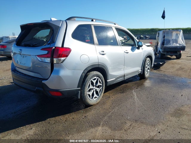 JF2SKAGC7LH459526 Subaru Forester Premium