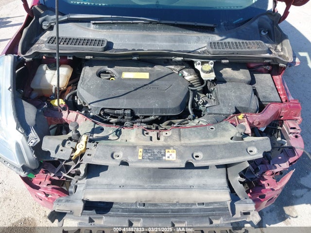 1FMCU0GX9GUB70800 Ford ESCAPE SE