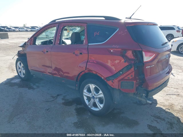 1FMCU0GX9GUB70800 Ford ESCAPE SE