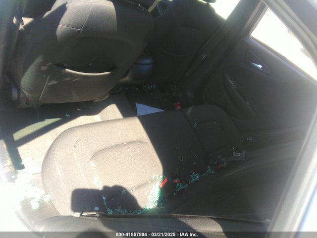 1G1ZB5ST0KF184399 Chevrolet Malibu 1ls