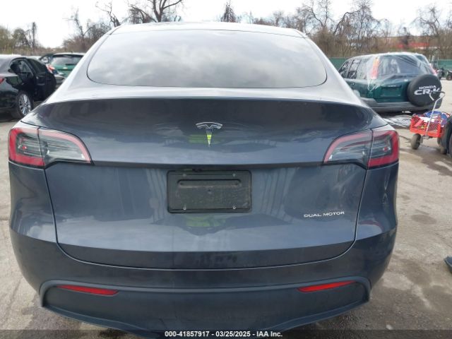7SAYGAEE1PF842823 Tesla Model Y