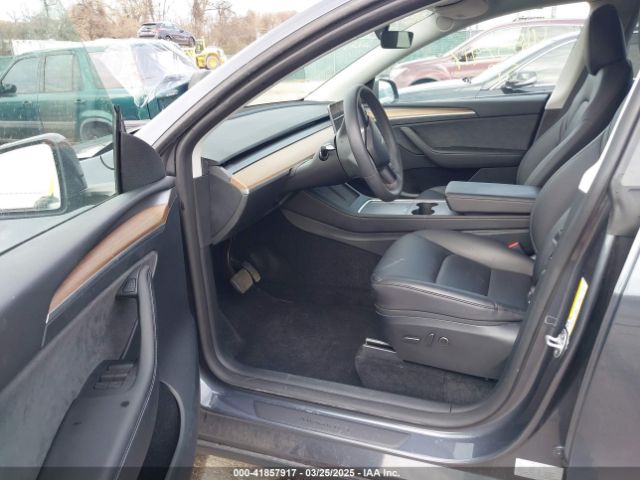 7SAYGAEE1PF842823 Tesla Model Y