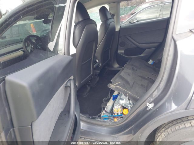 7SAYGAEE1PF842823 Tesla Model Y