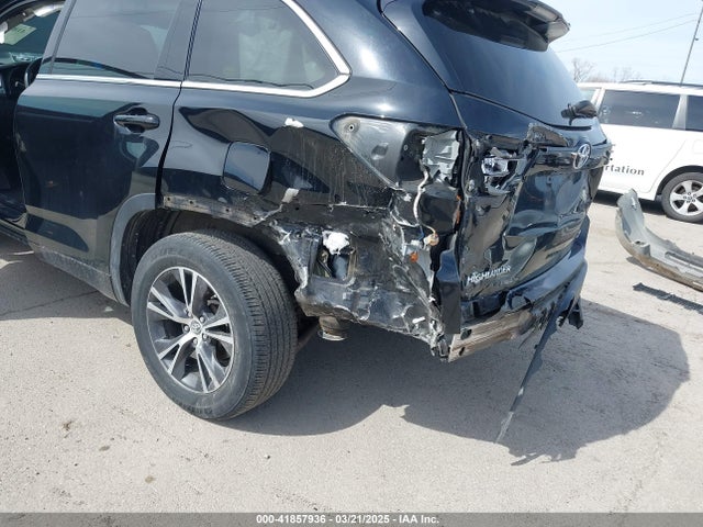 5TDJKRFH3GS276227 Toyota Highlander Xle V6