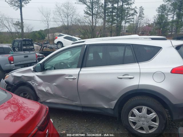2T3ZFREV6FW149161 Toyota RAV4 LE